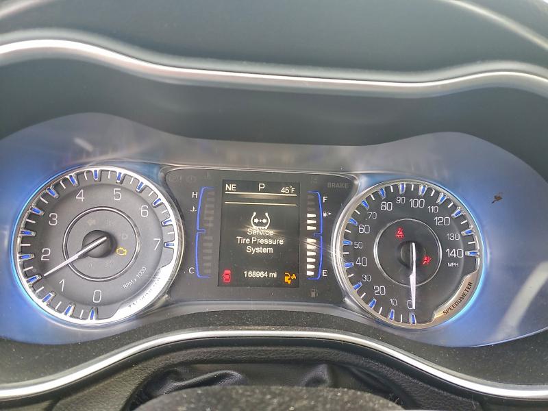 Photo 9 from auction – 2015 CHRYSLER 200 with VIN 1C3CCCABXFN695304