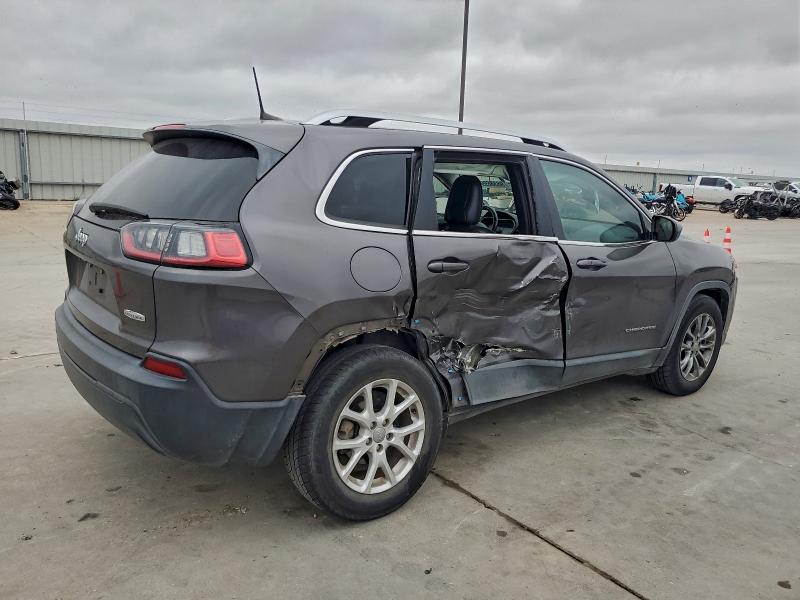 Photo 3 from auction – 2019 JEEP CHEROKEE L with VIN 1C4PJLLBXKD226648