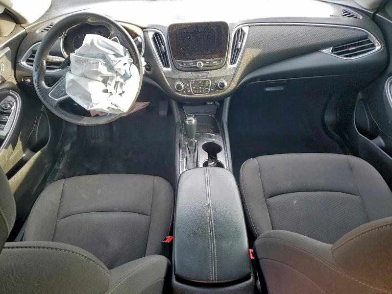 Photo 8 from auction – 2019 CHEVROLET MALIBU LT with VIN 1G1ZD5ST3KF126863