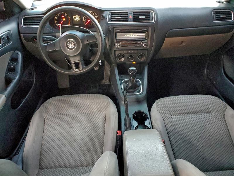 Photo 8 from auction – 2014 VOLKSWAGEN JETTA BASE with VIN 3VW1K7AJ1EM434220