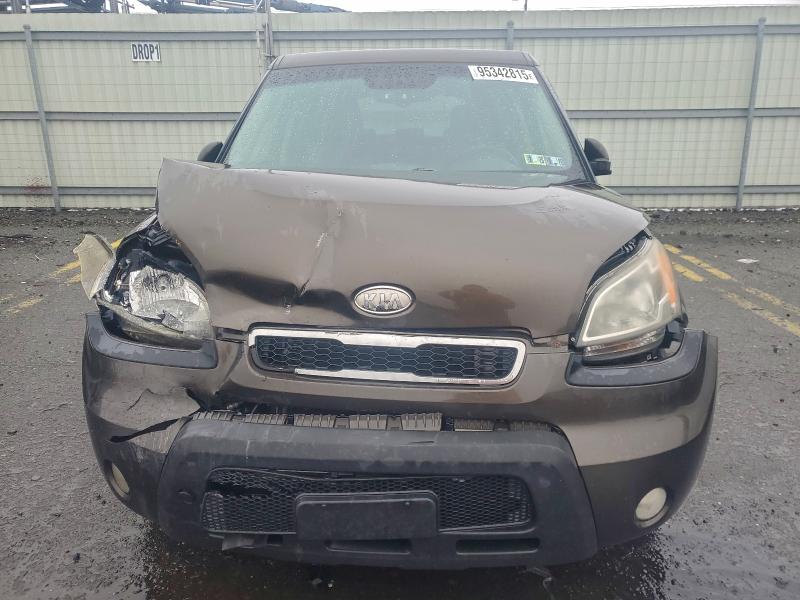 Photo 5 from auction – 2010 KIA SOUL + with VIN KNDJT2A24A7105463
