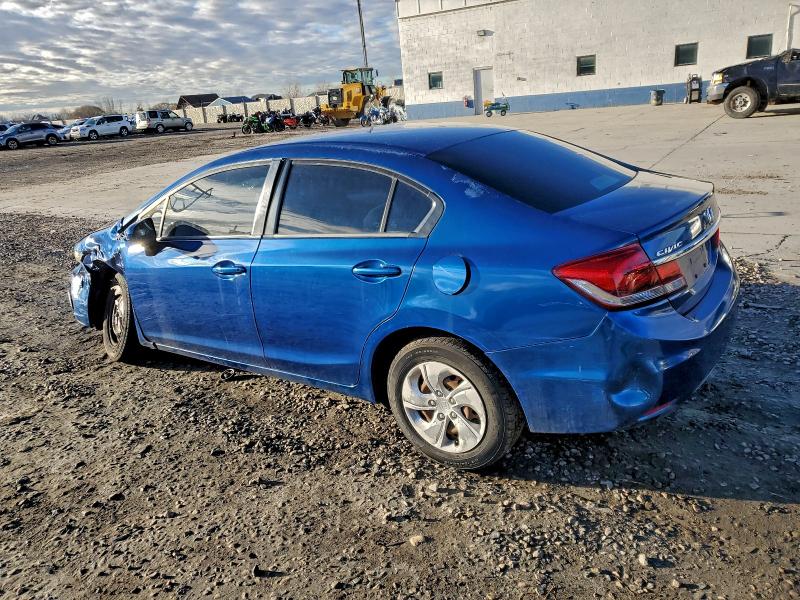 Photo 2 from auction – 2014 HONDA CIVIC LX with VIN 19XFB2F54EE071641