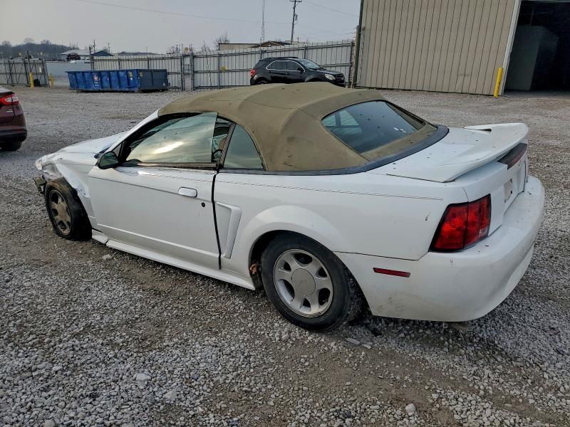 Zdjęcie 2 z aukcji – 2000 FORD MUSTANG z VIN 1FAFP4444YF245229