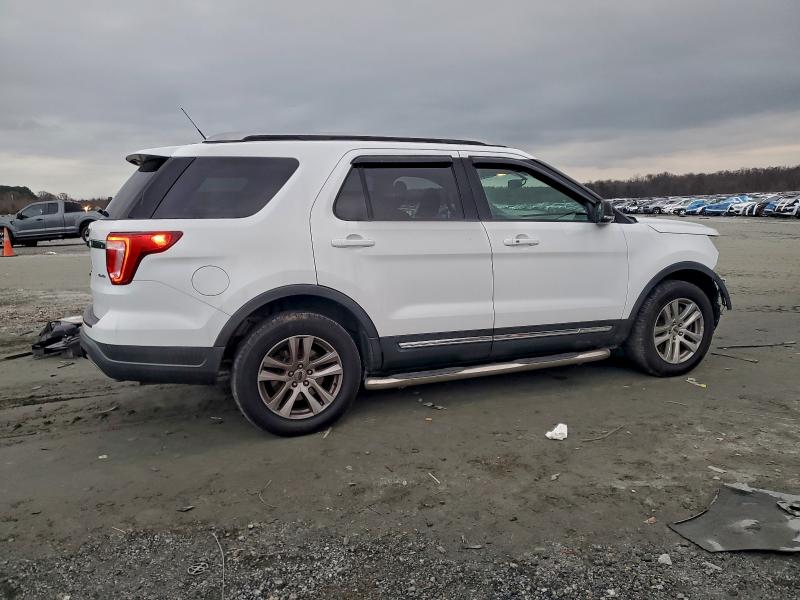 Photo 3 from auction – 2019 FORD EXPLORER X with VIN 1FM5K8D82KGB49157