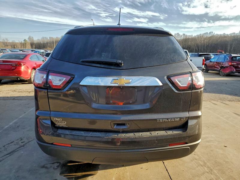 Photo 6 from auction – 2015 CHEVROLET TRAVERSE L with VIN 1GNKVHKD3FJ353643