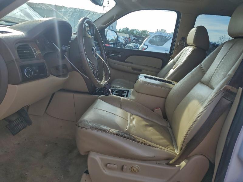 Photo 7 from auction – 2007 GMC YUKON XL with VIN 1GKFC16097R283300