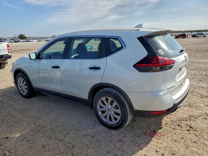 Photo 2 from auction – 2019 NISSAN ROGUE S with VIN 5N1AT2MT6KC763844