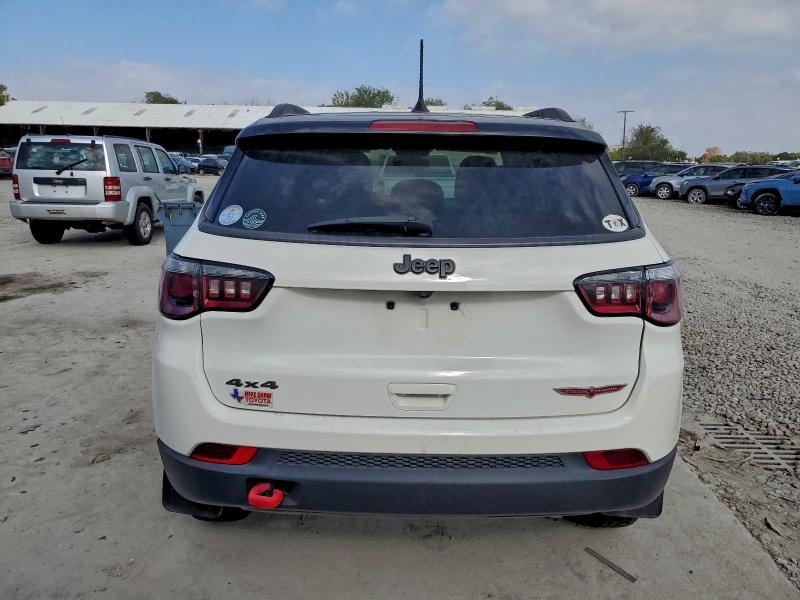 Photo 6 from auction – 2020 JEEP COMPASS TR with VIN 3C4NJDDB6LT163068