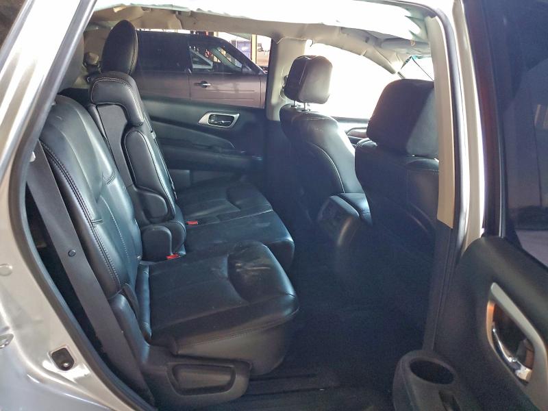 Photo 11 from auction – 2015 NISSAN PATHFINDER with VIN 5N1AR2MN7FC633397