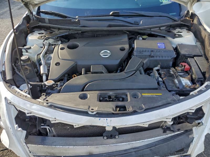 Photo 11 from auction – 2015 NISSAN ALTIMA 2.5 with VIN 1N4AL3AP9FC118151