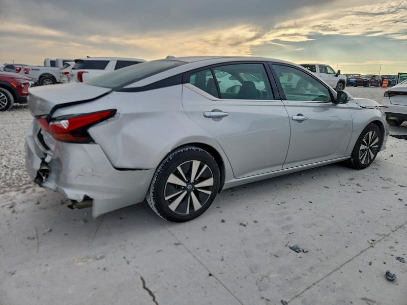 Photo 3 from auction – 2020 NISSAN ALTIMA SL with VIN 1N4BL4EV9LC146403