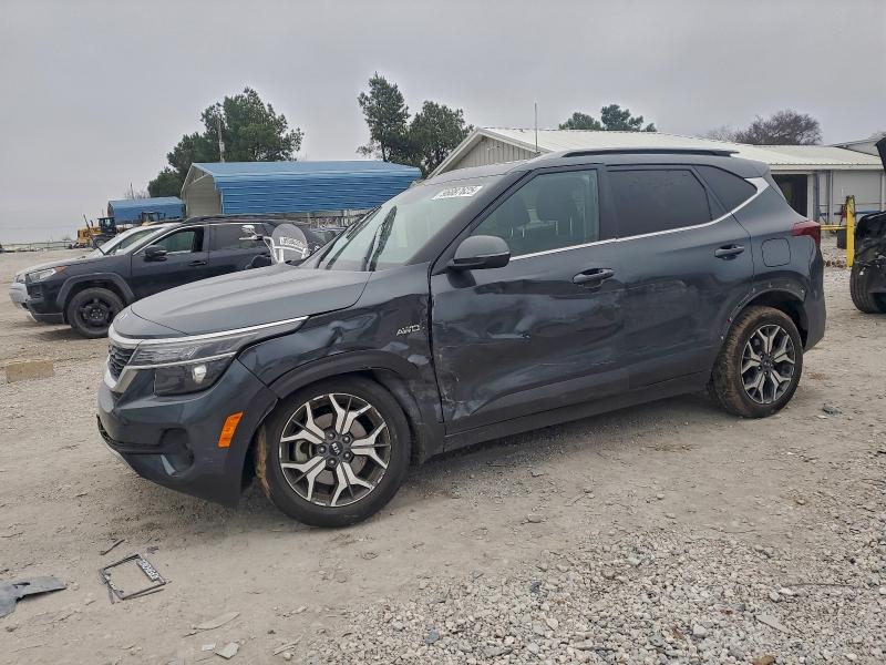 KIA SELTOS EX 2021 مع رقم تعريف المركبة KNDERCAA1M7088672 - صورة من المزاد
