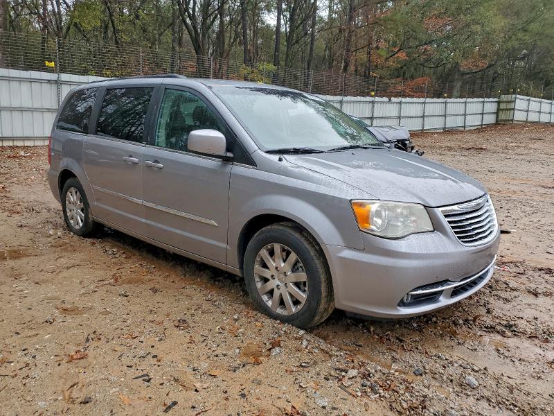 Photo 4 from auction – 2014 CHRYSLER TOWN & COU with VIN 2C4RC1BG1ER256207