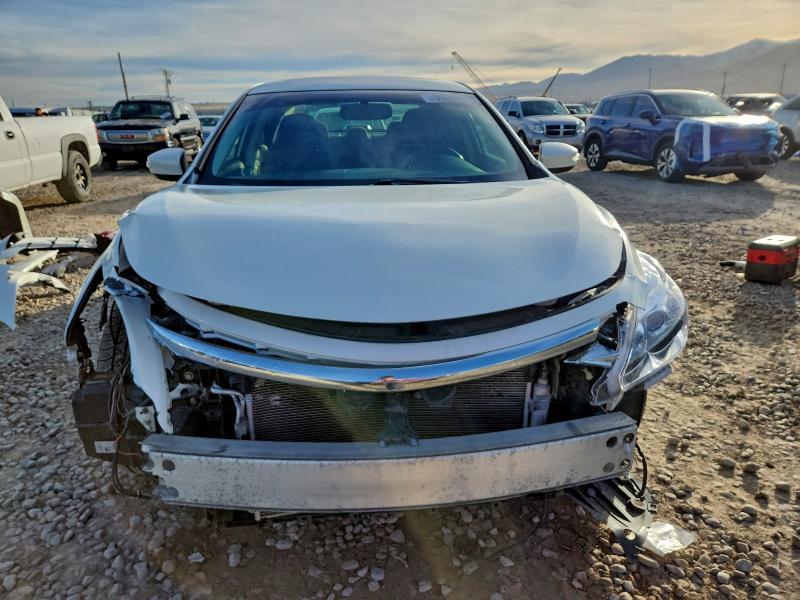Photo 5 from auction – 2015 NISSAN ALTIMA with VIN 1N4AL3AP6FC199819