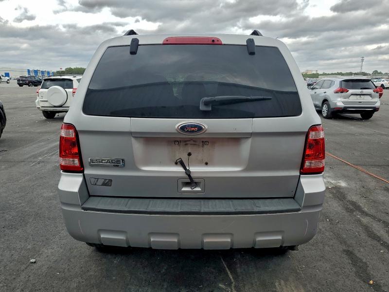 Photo 6 from auction – 2010 FORD ESCAPE XLT with VIN 1FMCU0D77AKD24444