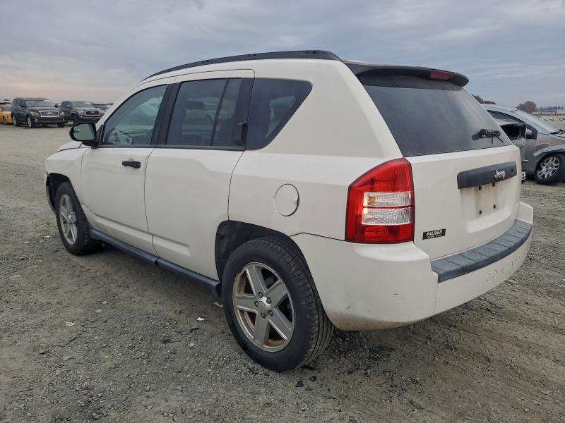 Photo 2 from auction – 2007 JEEP COMPASS with VIN 1J8FT470X7D378501