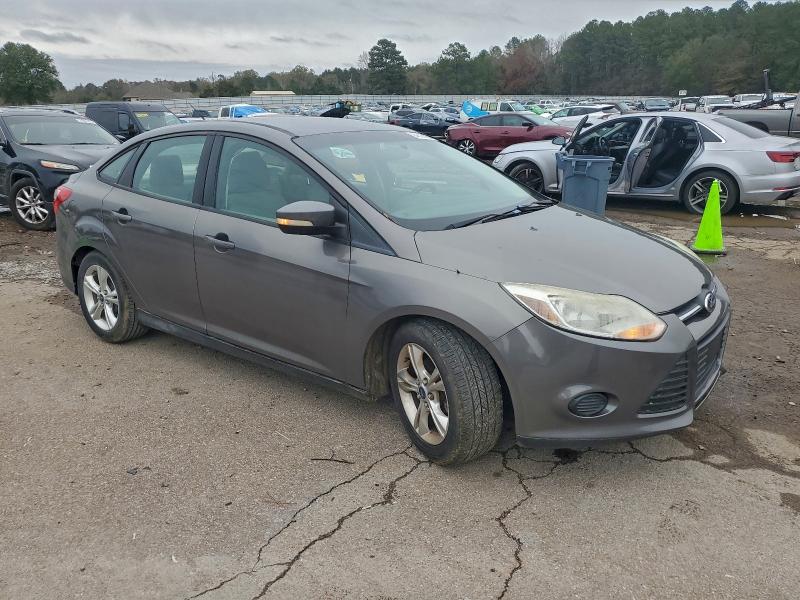 Photo 4 from auction – 2014 FORD FOCUS SE with VIN 1FADP3F25EL171040