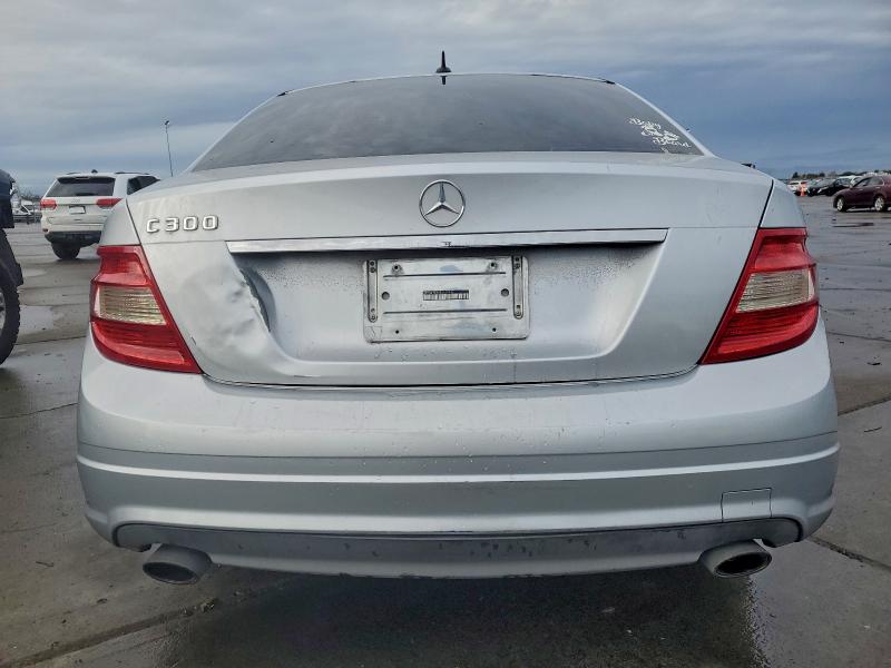 Photo 6 from auction – 2011 MERCEDES-BENZ C 300 with VIN WDDGF5EB8BA450843