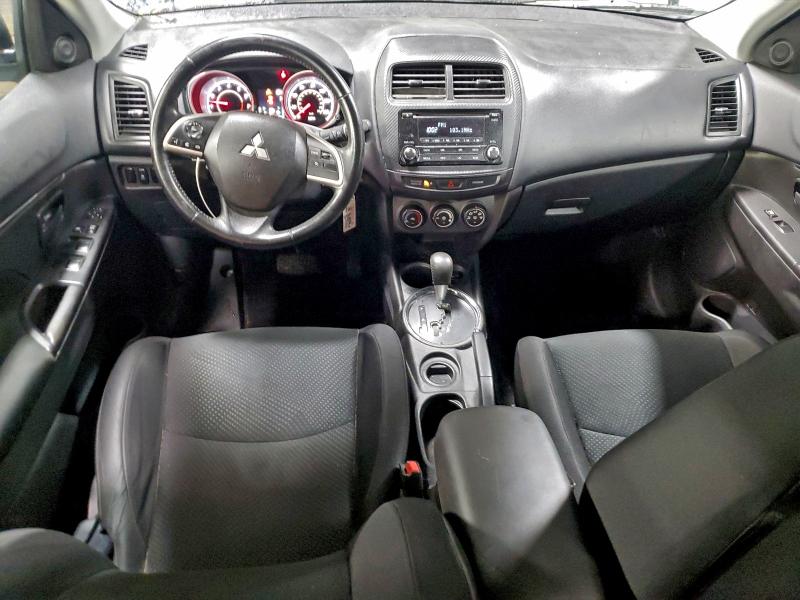 Photo 8 from auction – 2015 MITSUBISHI OUTLANDER with VIN 4A4AP3AW3FE026505