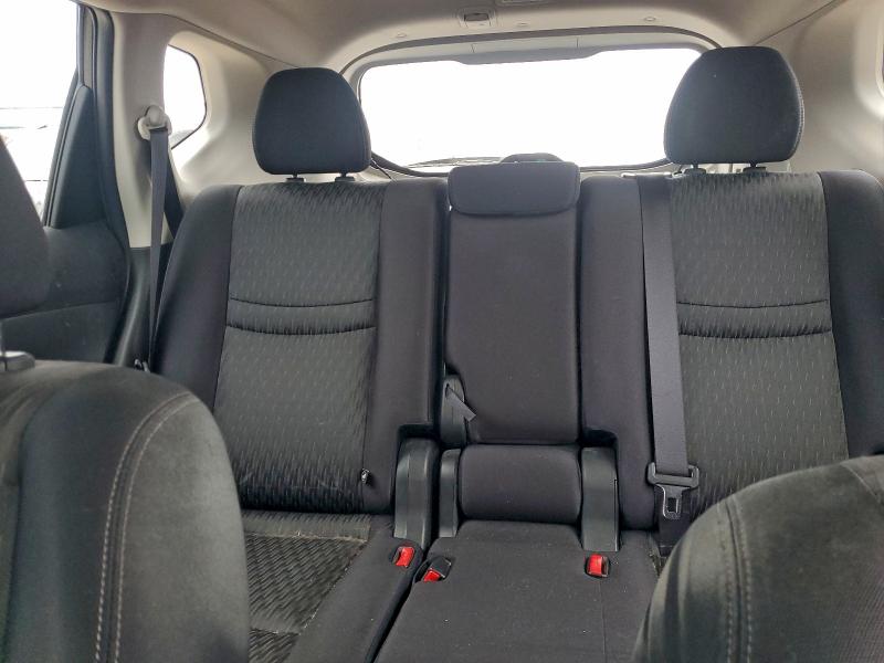 Photo 10 from auction – 2017 NISSAN ROGUE S with VIN JN8AT2MT0HW402724
