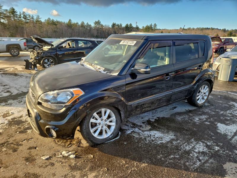 KIA SOUL + 2013 with VIN KNDJT2A63D7544418 - Photo from auction
