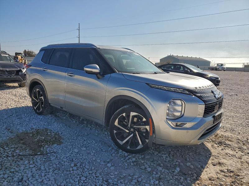 Photo 4 from auction – 2022 MITSUBISHI OUTLANDER with VIN JA4J3VA83NZ010001
