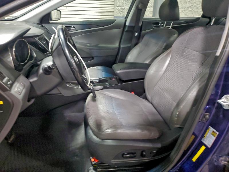 Photo 7 from auction – 2013 HYUNDAI SONATA SE with VIN 5NPEC4AB1DH689138