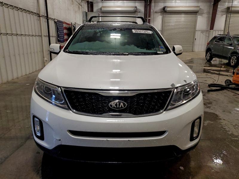 Photo 5 from auction – 2015 KIA SORENTO EX with VIN 5XYKUDA78FG562263