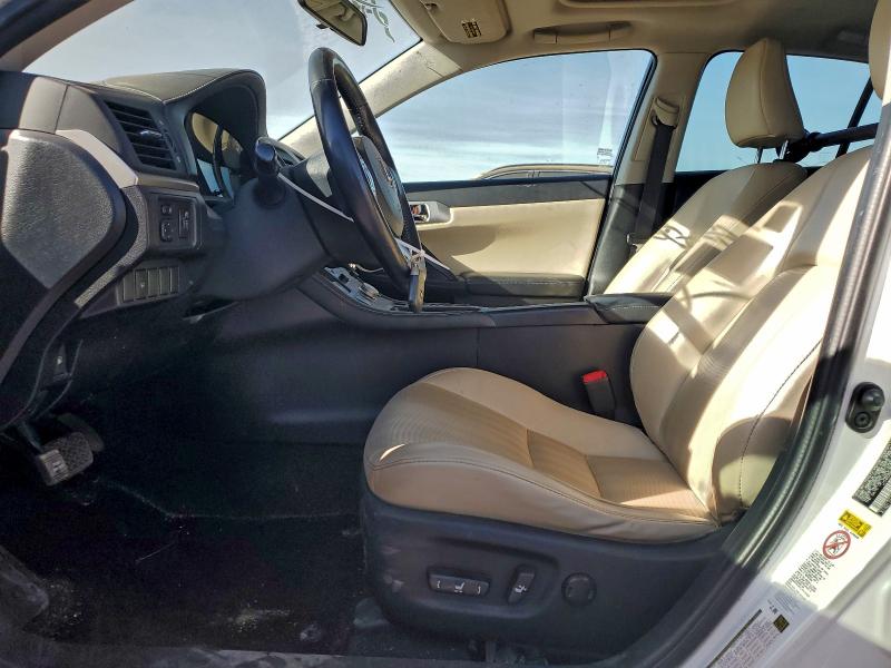 Photo 7 from auction – 2012 LEXUS CT 200 with VIN JTHKD5BH9C2119900