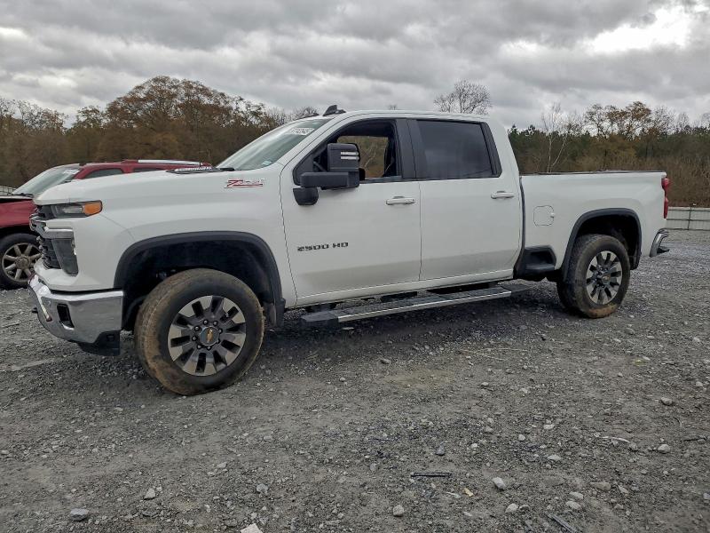 CHEVROLET SILVERADO 2025 with VIN 2GC4KNEY2S1120283 - Photo from auction
