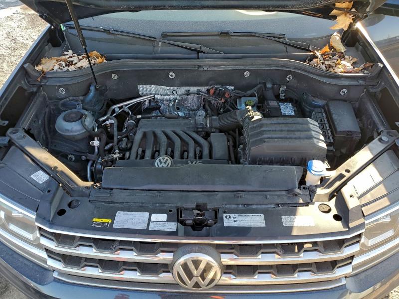 Photo 12 from auction – 2018 VOLKSWAGEN ATLAS SE with VIN 1V2LR2CA7JC554783