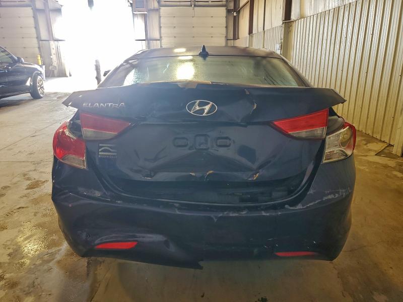 Photo 6 from auction – 2011 HYUNDAI ELANTRA with VIN 5NPDH4AE2BH024883