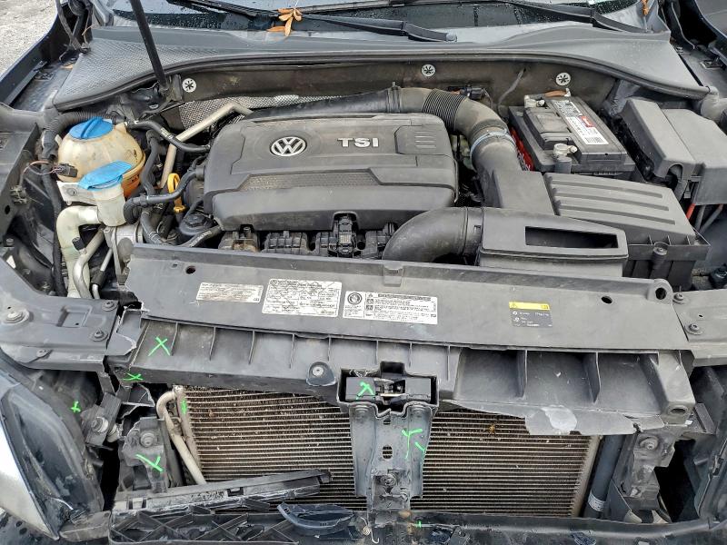 Photo 11 from auction – 2015 VOLKSWAGEN PASSAT SE with VIN 1VWBS7A35FC016333