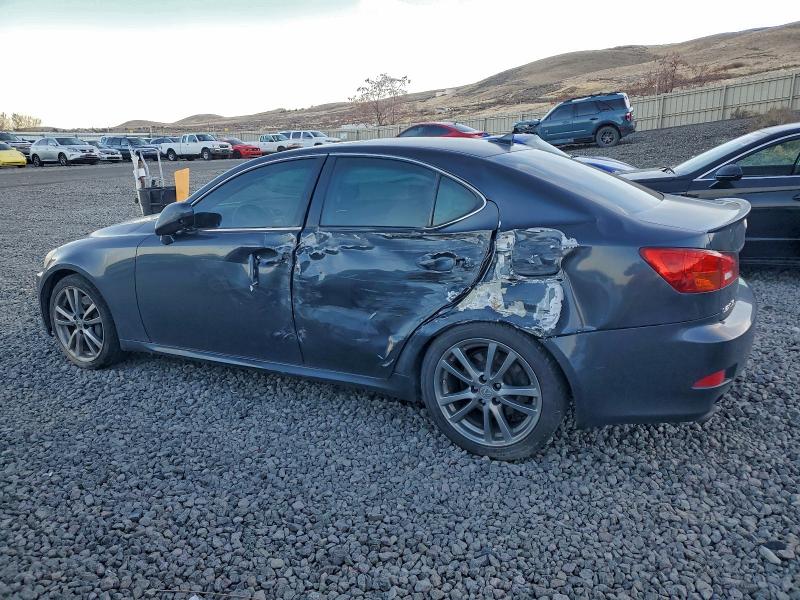 Photo 2 from auction – 2008 LEXUS IS 350 with VIN JTHBE262285019645