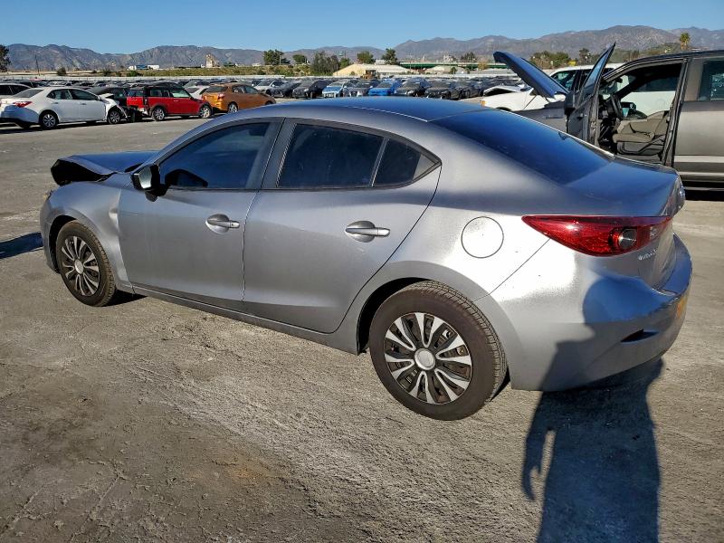 Photo 2 from auction – 2014 MAZDA 3 SV with VIN JM1BM1T76E1149378
