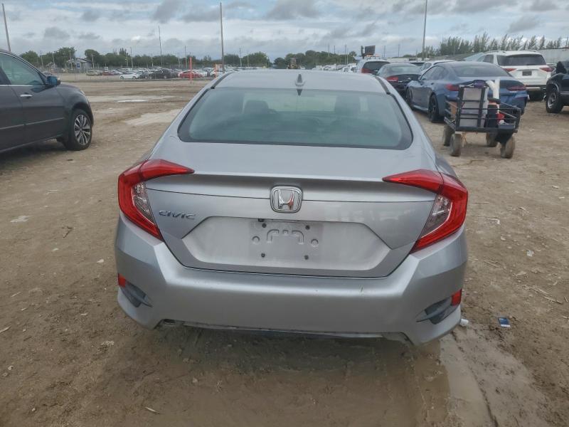 Photo 6 from auction – 2018 HONDA CIVIC with VIN 19XFC2F76JE018044