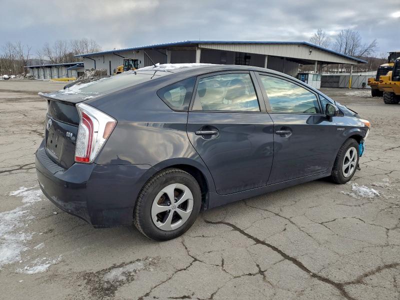 Photo 3 from auction – 2014 TOYOTA PRIUS with VIN JTDKN3DU5E0387340