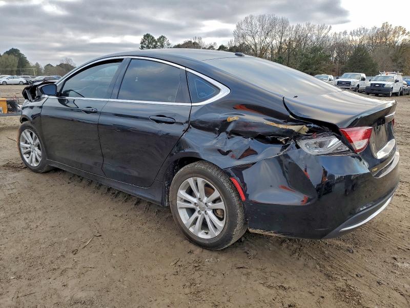 Photo 2 from auction – 2015 CHRYSLER 200 LIMITE with VIN 1C3CCCAB4FN602633