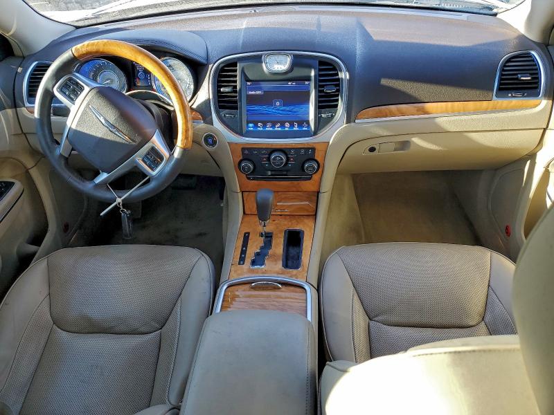 Фото 8 с аукциона – 2013 CHRYSLER 300C с VIN 2C3CCAKT5DH564721