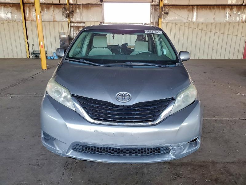 Photo 5 from auction – 2012 TOYOTA SIENNA LE with VIN 5TDKK3DCXCS254681