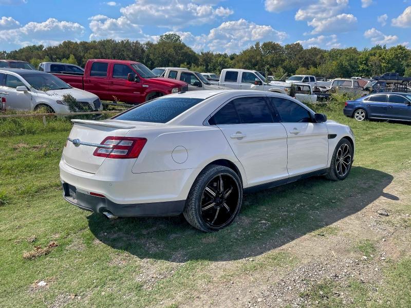 Photo 4 from auction – 2015 FORD TAURUS SHO with VIN 1FAHP2KT2FG174904