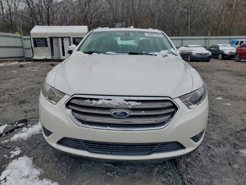 Photo 5 from auction – 2013 FORD TAURUS SEL with VIN 1FAHP2E88DG157397