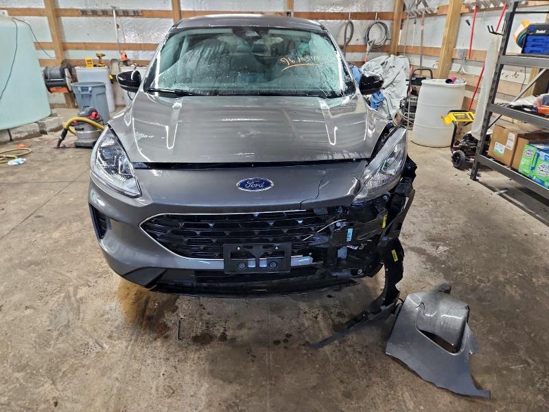 Photo 5 from auction – 2022 FORD ESCAPE SE with VIN 1FMCU9G64NUA12924