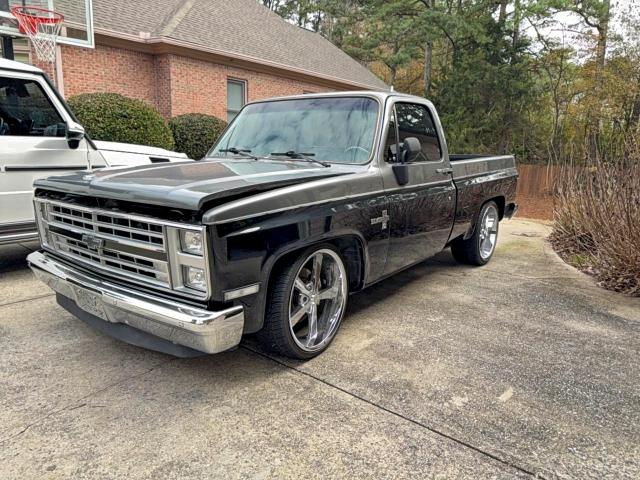 Photo 2 from auction – 1985 CHEVROLET C10 with VIN 2GCDC14HXF1168871