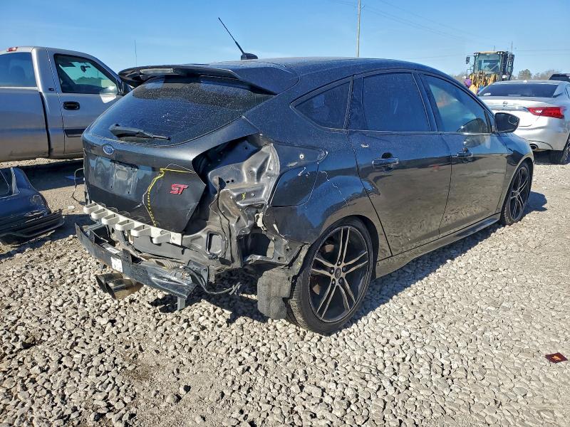 Photo 3 from auction – 2015 FORD FOCUS ST with VIN 1FADP3L91FL360593