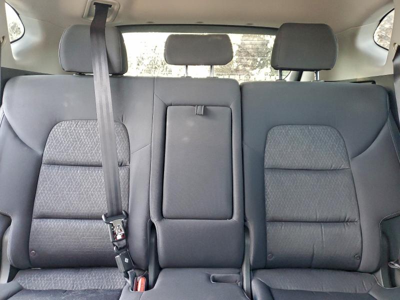 Photo 10 from auction – 2016 HYUNDAI TUCSON SE with VIN KM8J23A44GU042641