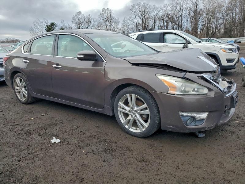 Photo 4 from auction – 2015 NISSAN ALTIMA with VIN 1N4BL3AP2FC227023