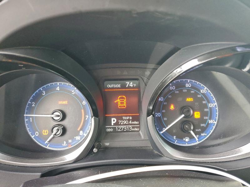 Photo 9 from auction – 2015 TOYOTA COROLLA L with VIN 5YFBURHE9FP271414