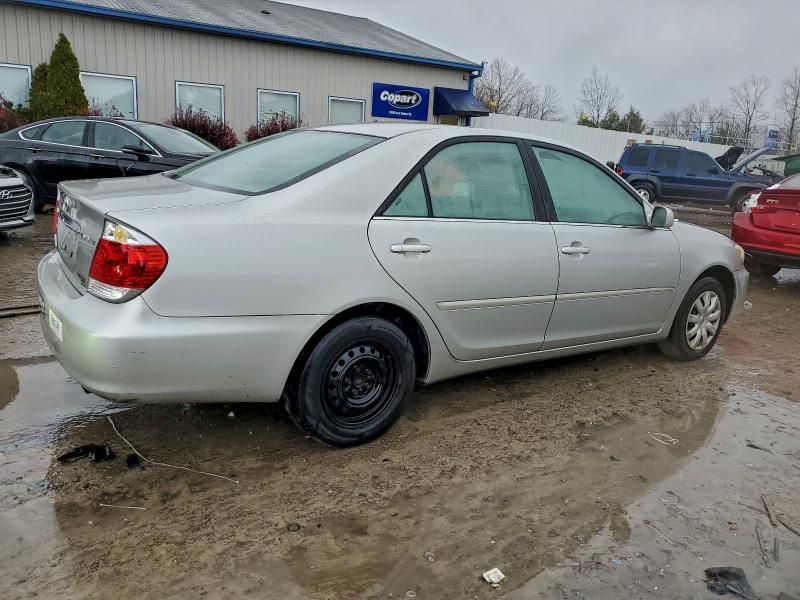 Photo 3 from auction – 2005 TOYOTA CAMRY LE with VIN 4T1BE30K25U070320