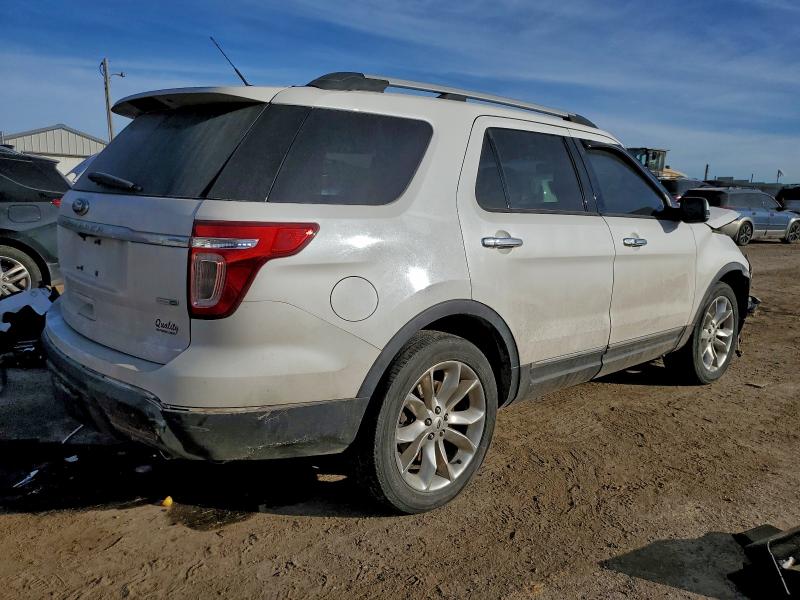 Photo 3 from auction – 2014 FORD EXPLORER L with VIN 1FM5K8F8XEGB00144